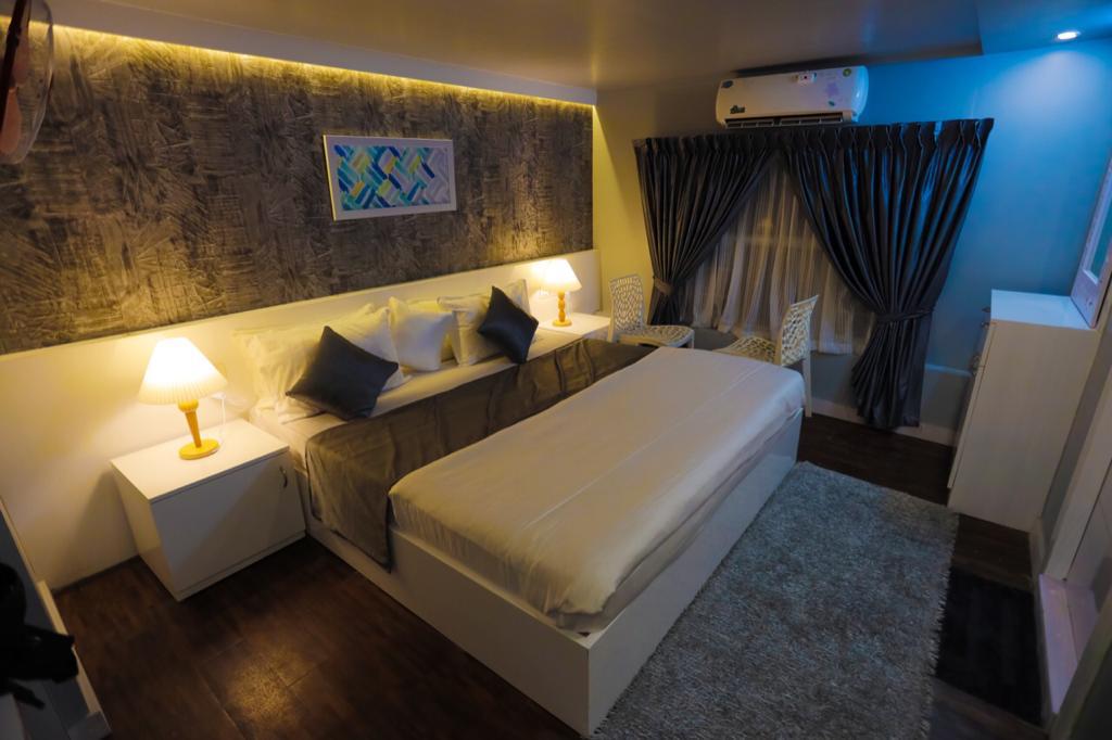Luxury Suite